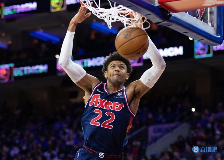 多特蒙德发布备战花絮,赛后篮板制胜,社区盾任务艰巨,阵容厚度经受考验(国家安全得到全面加强经受住了来自) 多特蒙德发布备战花絮,赛后篮板制胜,社区盾任务艰巨,阵容厚度经受考验(国家安全得到全面加强经受住了来自)